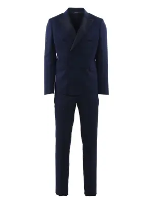 Костюм с двубортным пиджаком