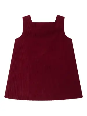 Вельветовое платье на пуговицах