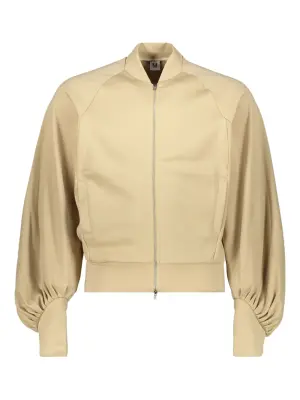 бомбер с объемными рукавами