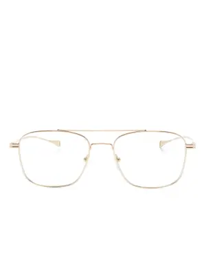 Очки в квадратной оправе