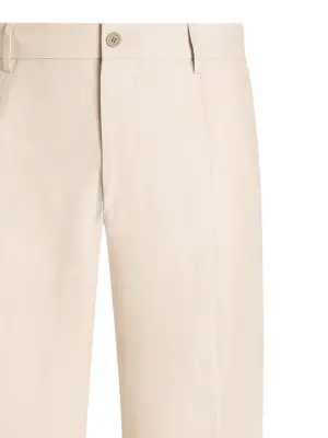 прямые брюки строгого кроя