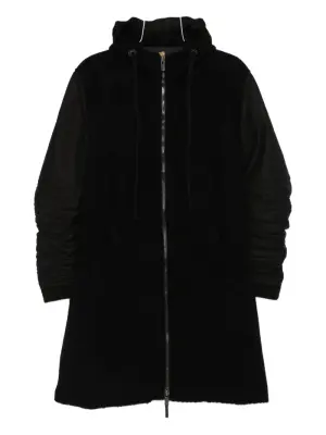 Пальто с капюшоном и полосатыми деталями