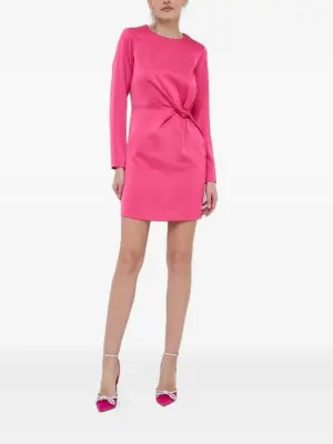 Платье с перекрученной деталью