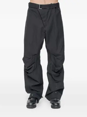 Брюки с пуговицами