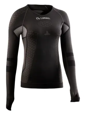 Футболка с длинными рукавами