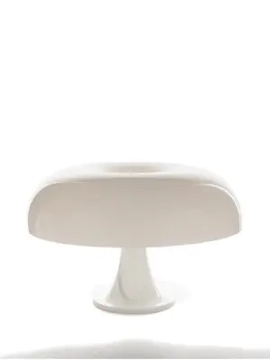 Настольная лампа Nesso с изогнутым абажуром