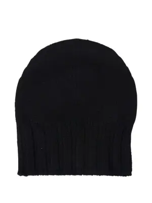 Шапка бини в рубчик