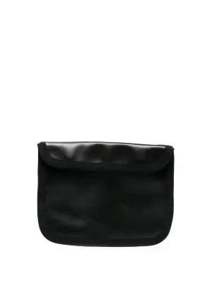 Компактный клатч на молнии