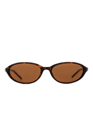 Солнцезащитные очки в овальной оправе
