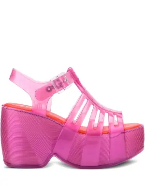 Босоножки на платформе