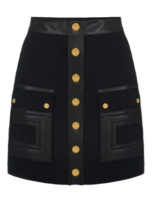 Юбка мини с декоративными пуговицами