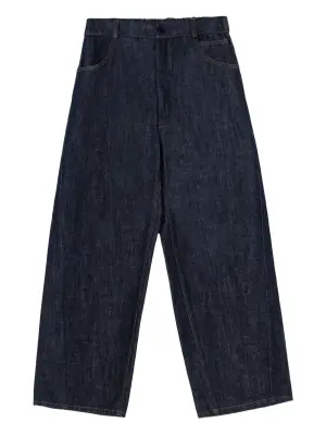 Брюки на пуговицах