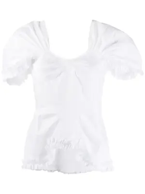 Блузка с короткими рукавами и оборками