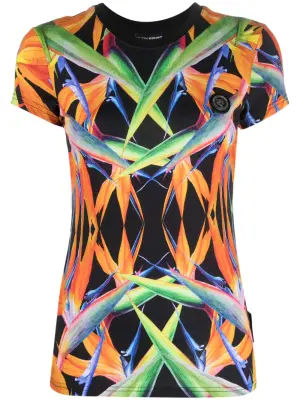 Футболка с цветочным принтом