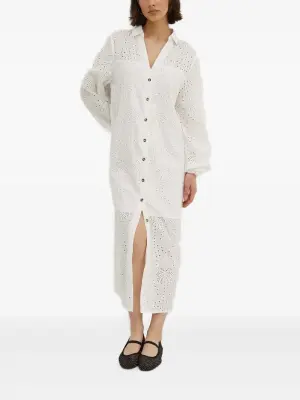 Платье-рубашка с вышивкой