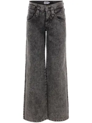 Широкие джинсы