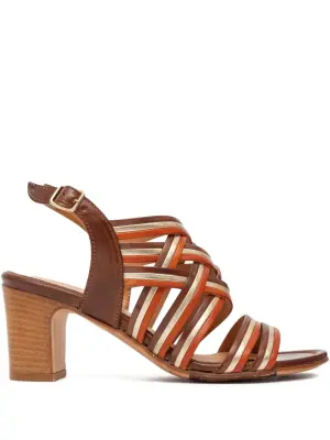 Босоножки с плетеными ремешками