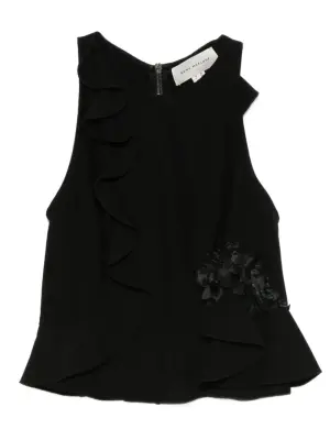 Топ с оборками и цветочным декором