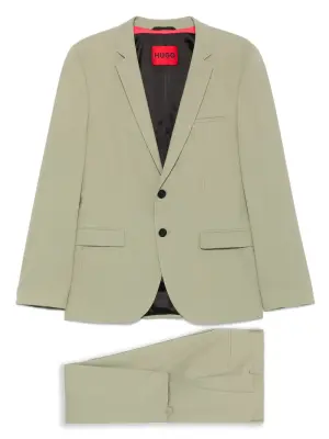 Костюм с однобортным пиджаком