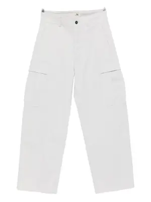 Брюки с накладными карманами