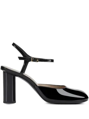 Туфли на каблуке