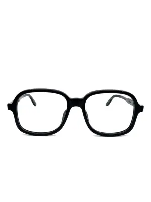 Очки в квадратной оправе