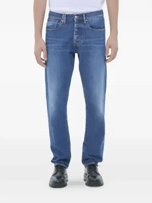 Прямые джинсы