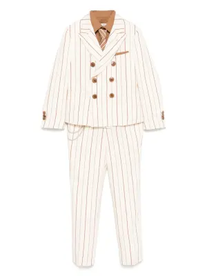 Костюм в тонкую полоску