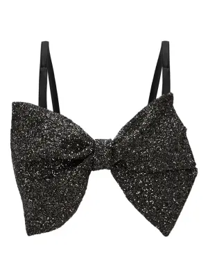 Блузка с бантом и вырезом