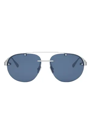 Солнцезащитные очки в титановой оправе