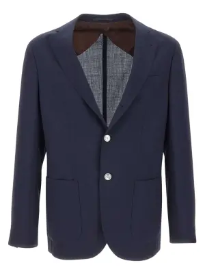 Пиджак на пуговицах