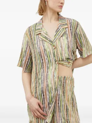 Рубашка в полоску на пуговицах