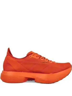 Кроссовки с полосками