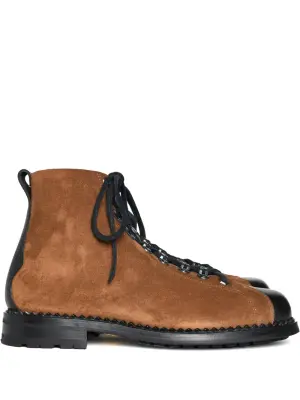 ботинки на шнуровке