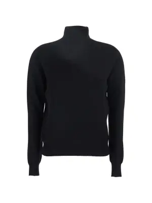 Свитер с высоким воротником