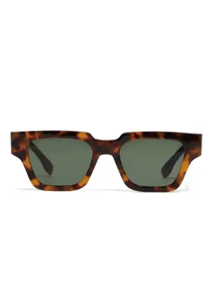 Солнцезащитные очки Storia из коллаборации с Retrosuperfuture