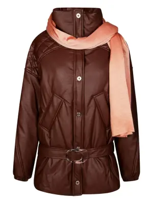 Стеганое пальто с поясом