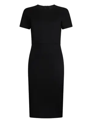 Платье с короткими рукавами