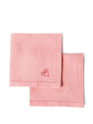 набор из четырех салфеток с вышивкой