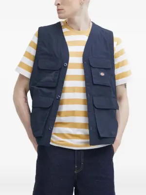 Куртка с карманами