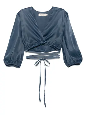 Атласная блузка