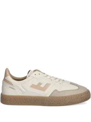 кроссовки с логотипом