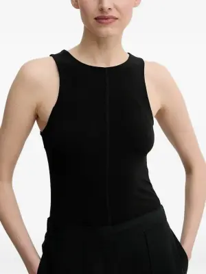 Топ без рукавов