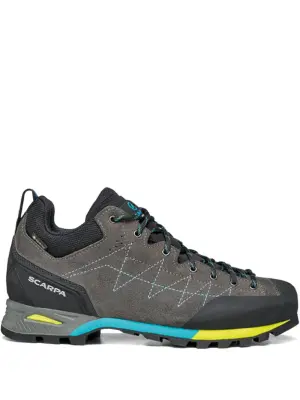 Замшевые кроссовки