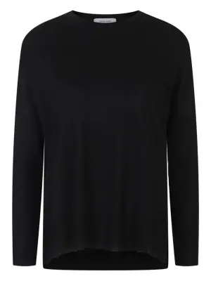 Свитер с круглым вырезом