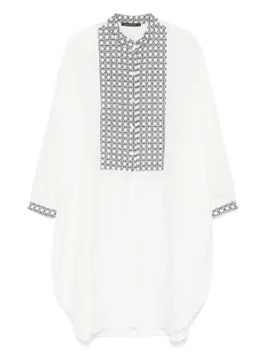 платье с вышивкой