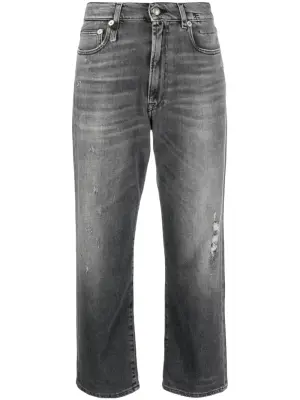 Укороченные джинсы бойфренды