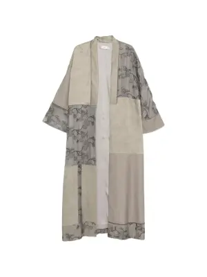 Пальто с панелями и цветочной вышивкой