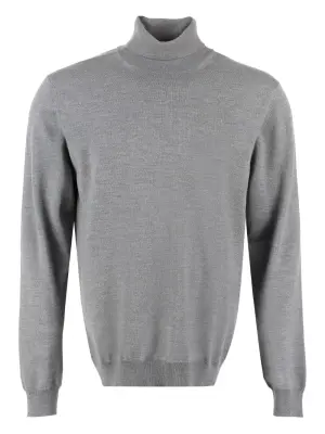 шерстяной свитер с высоким воротником