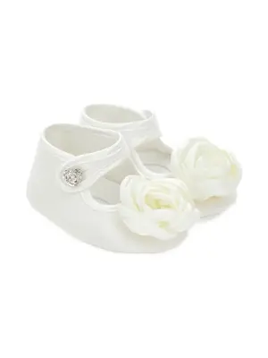 пинетки с цветочным декором